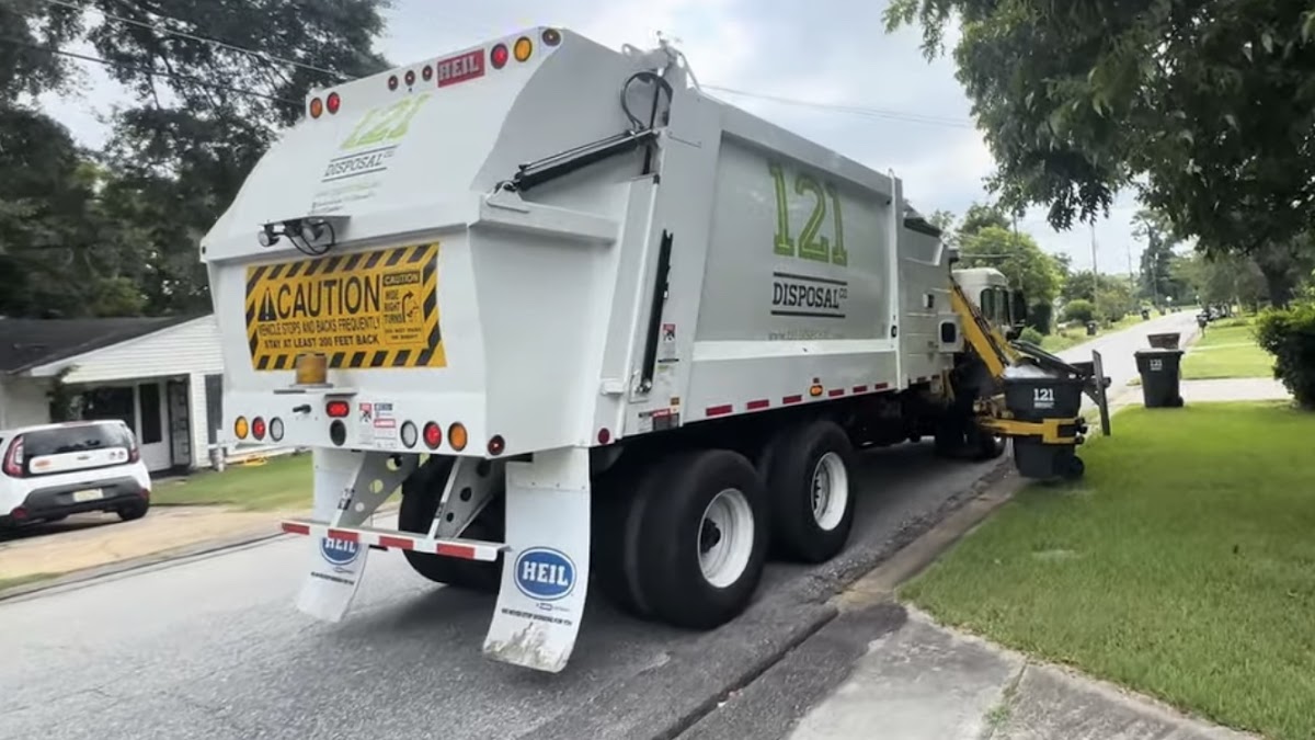 121 Disposal Company photo 2