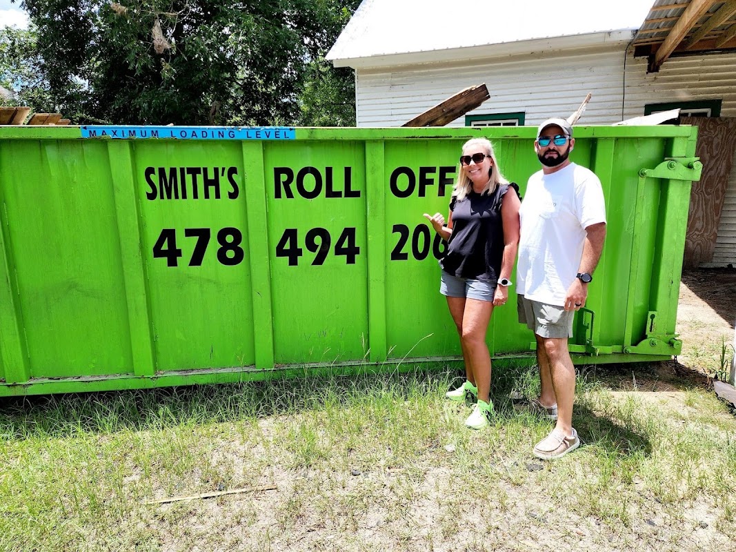 Smith's Roll Offs dumpster rental